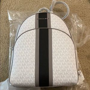 BRAND NEW MICHAEL KORS BACKPACK! Untouched!!